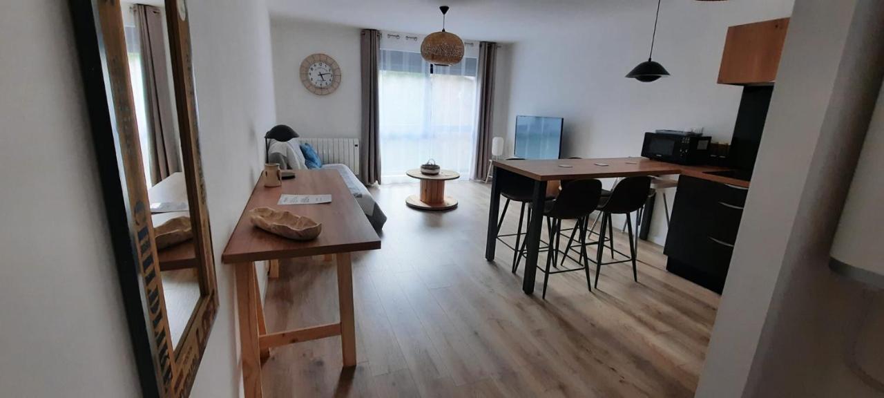 Appartement Renove Totalement - Vue Sur Jardin - 52 M² Houdemont Extérieur photo